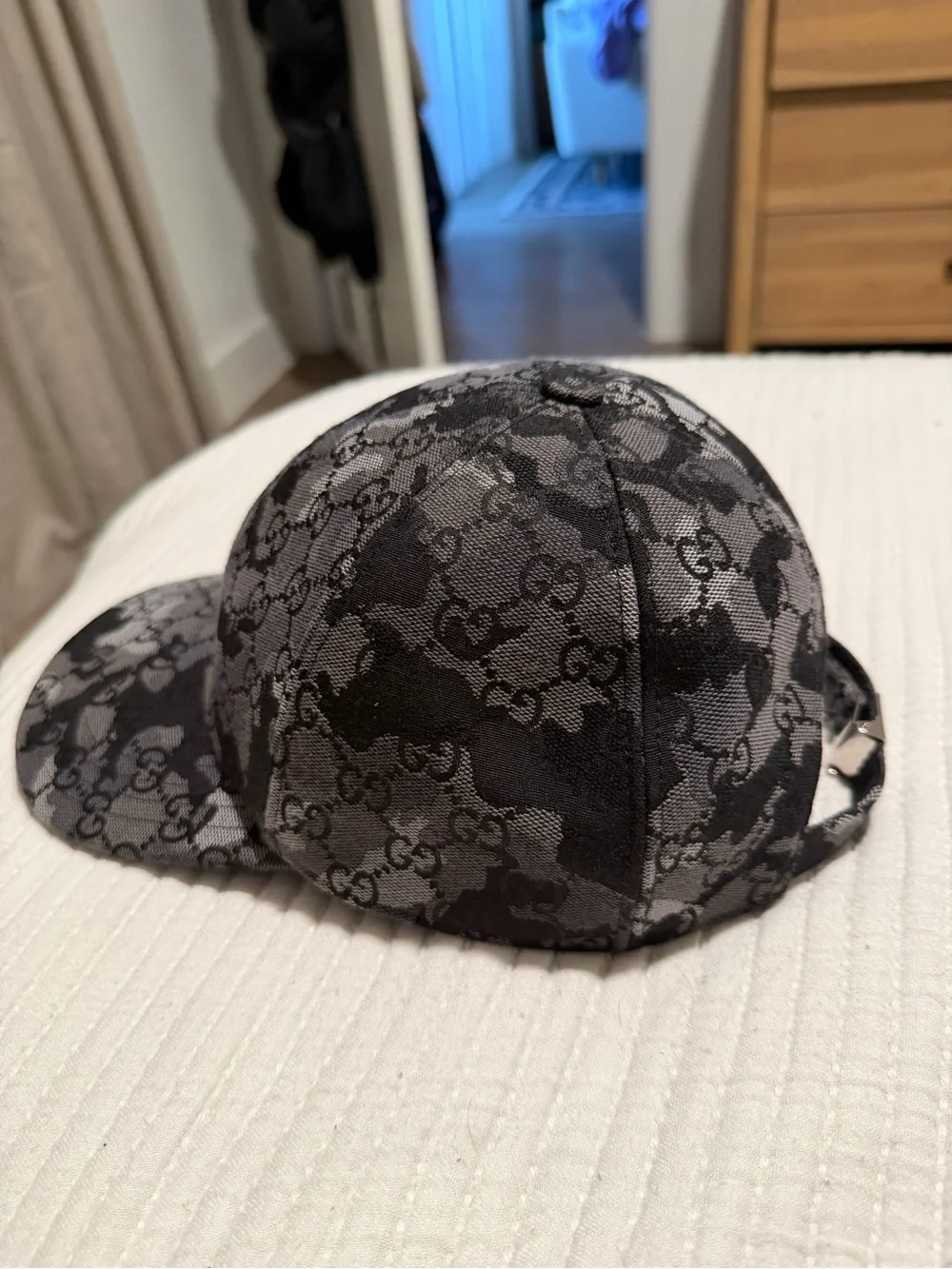 Gucci GG marbled canvas baseball hat size medium authentic